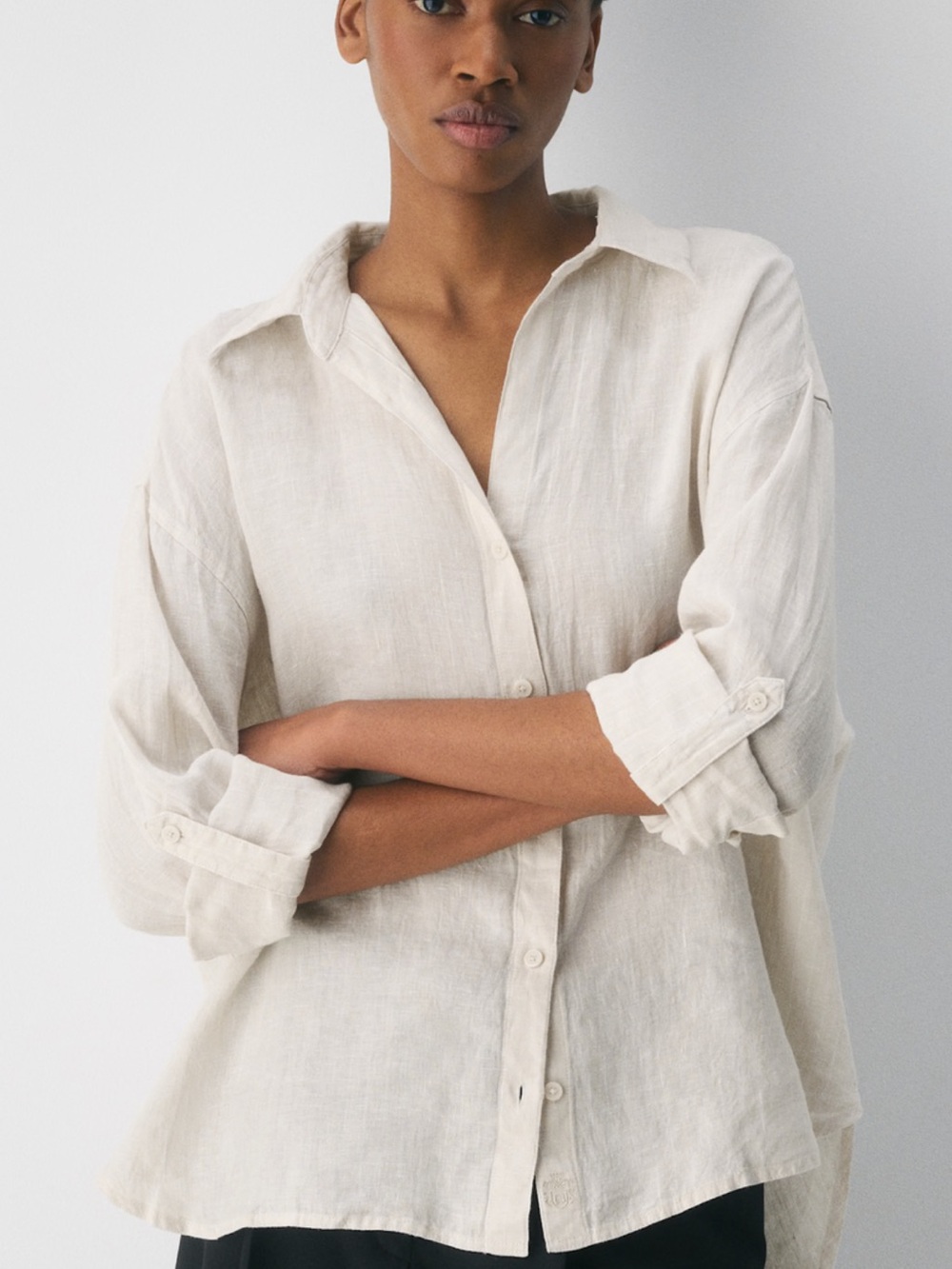Aritzia Linen Button-Down Shirt in Ecru and White stripe
